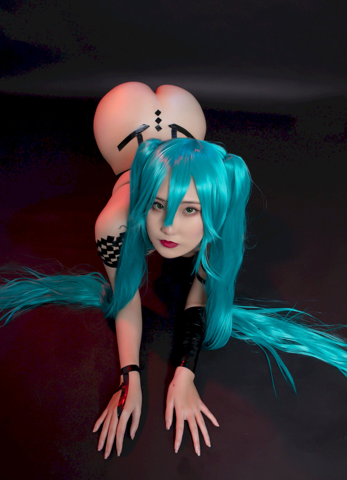 Tape/49P  Vol.unnyvier Miku 崿Ů Black [CoserӰ]  ˽Ӱ P.10